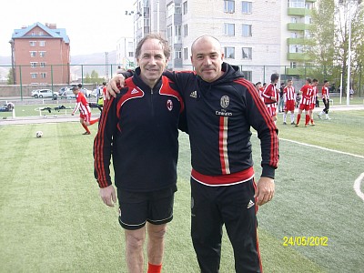 pierluigi-prete-gigi-prete-franco-baresi-milan-junior-camp-mongolia-2012