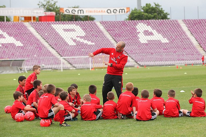 pierluigi-gigi-prete-milan-junior-camp-MJC-Timisoara
